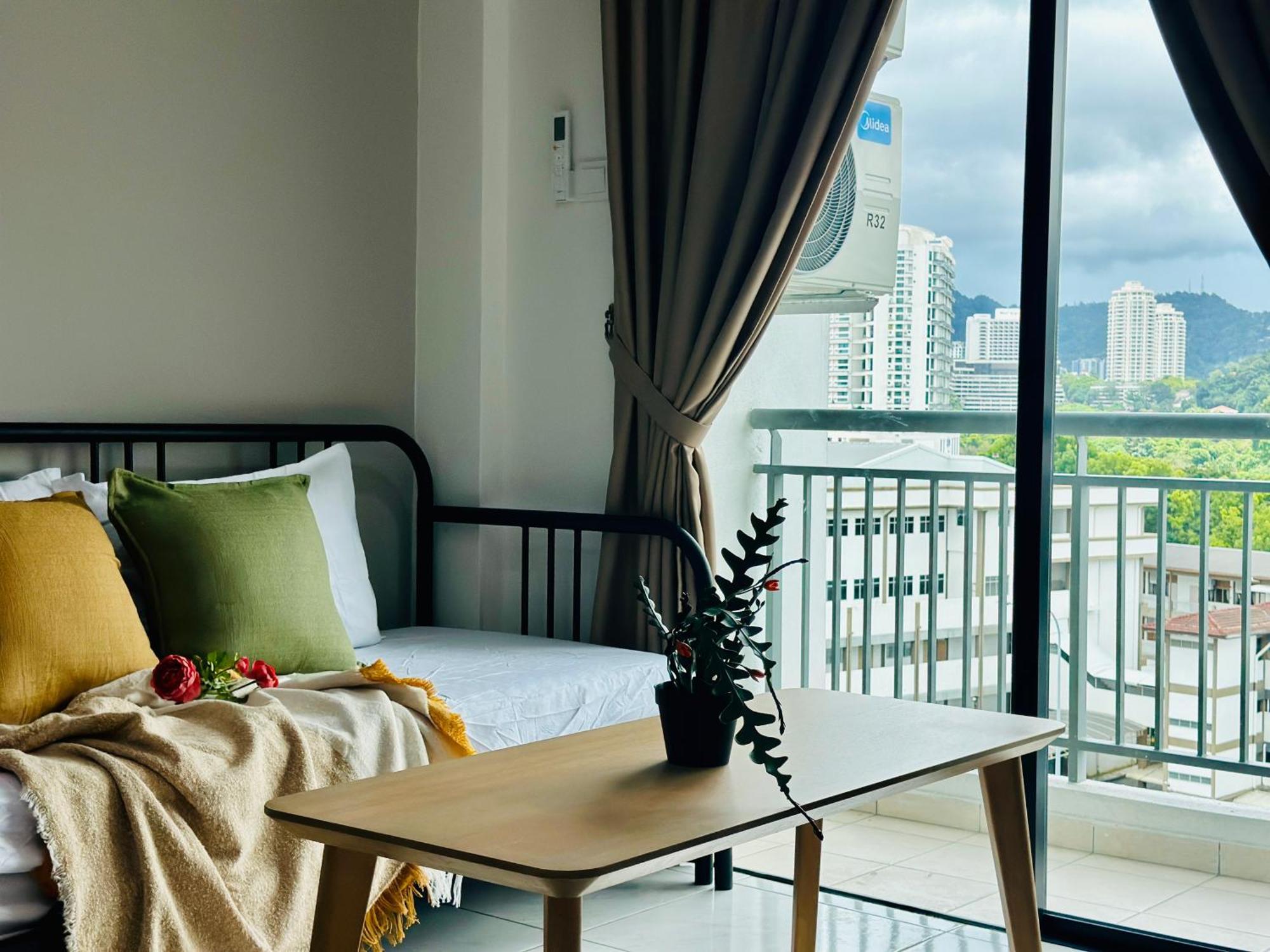 Apartemen New The Sun At Sg Nibong Nearby Queensbay Or Pisa Or Ftz Heng